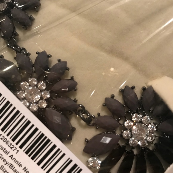 Amrita Singh “Annie” Statement Necklace —SOLD - Picture 4 of 6